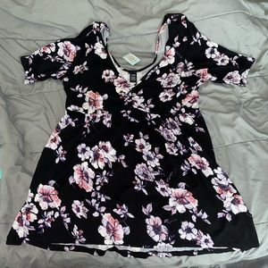 Torrid Black Floral Dressy Top
